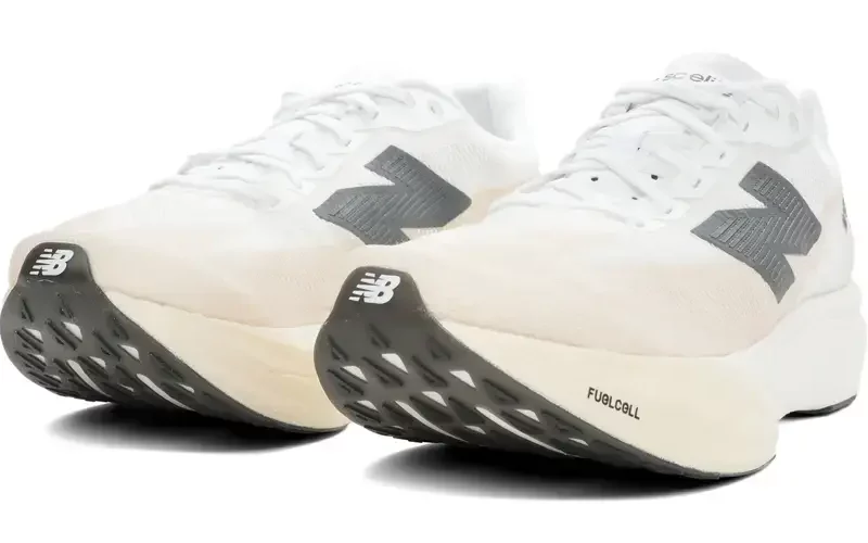 Review New Balance FuelCell Rebel v5