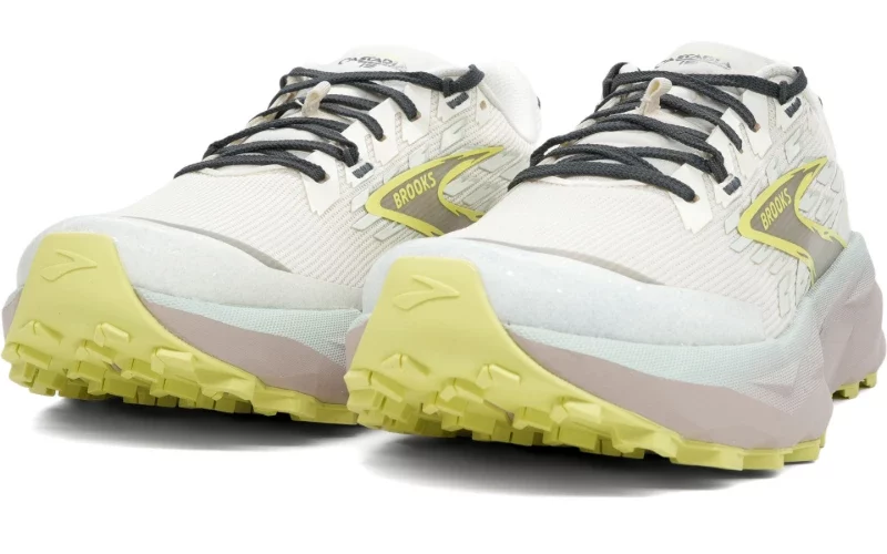 Brooks Cascadia 19 voorkant
