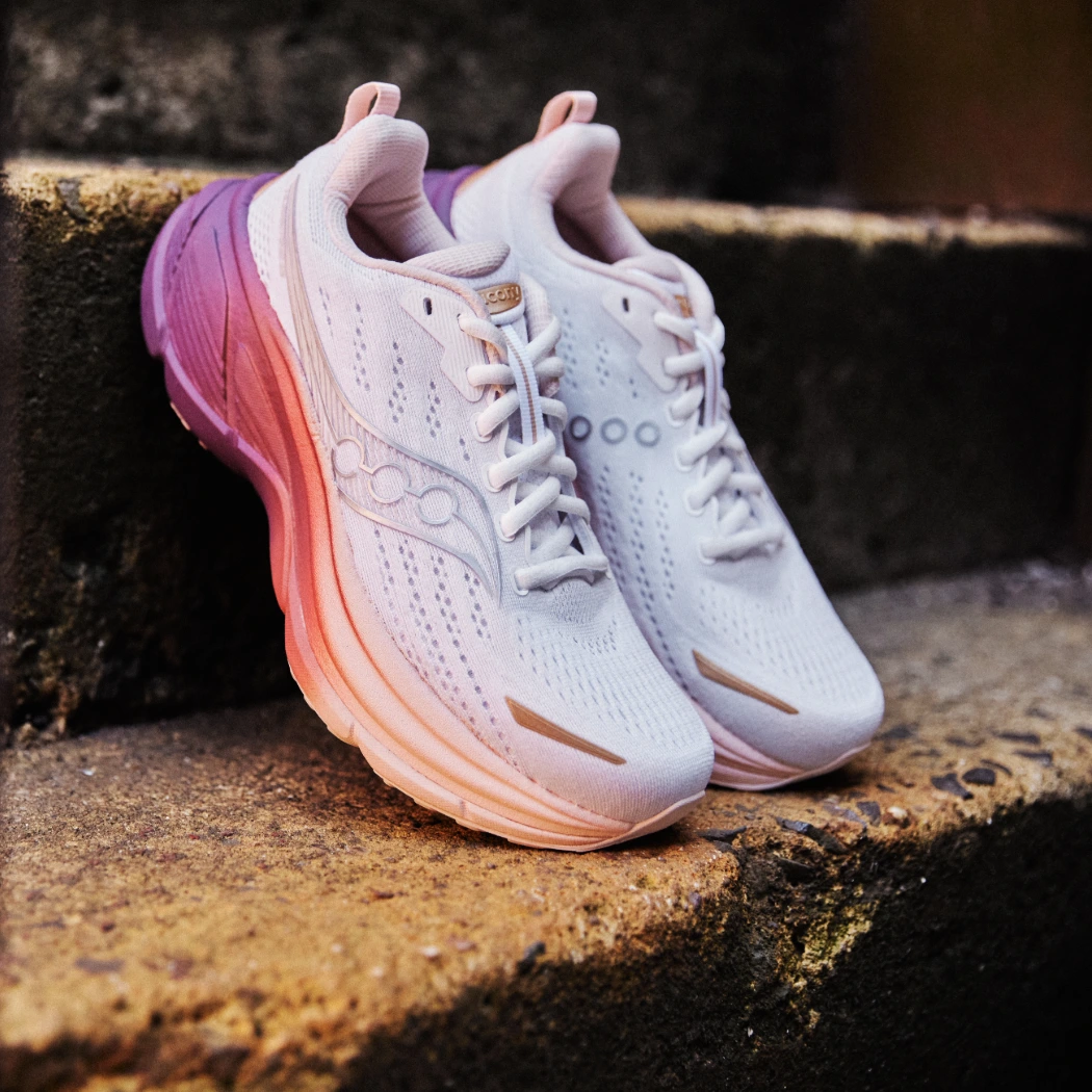 Close up van de Saucony Hurricane 25