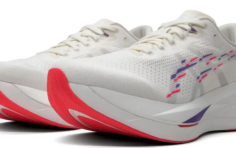 ASICS Sonicblast zijkant